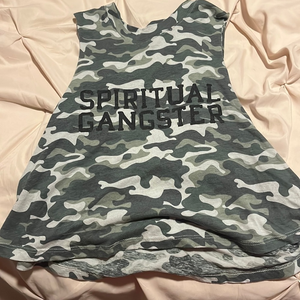 Spiritual gangster top